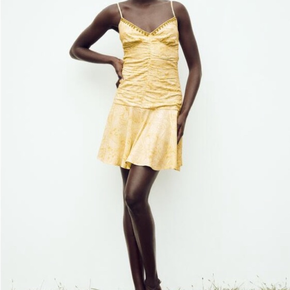Yellow Mini Dress with Sweetheart Neckline and Beading